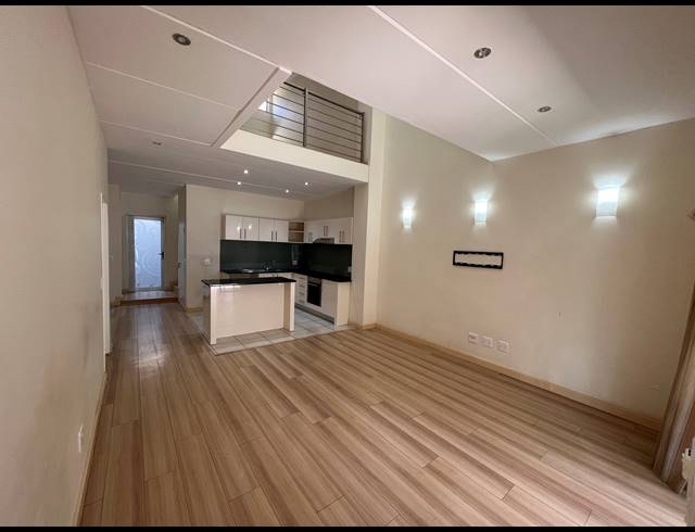 2 BEDROOM DUPLEX RENTED IN BRYANSTON
